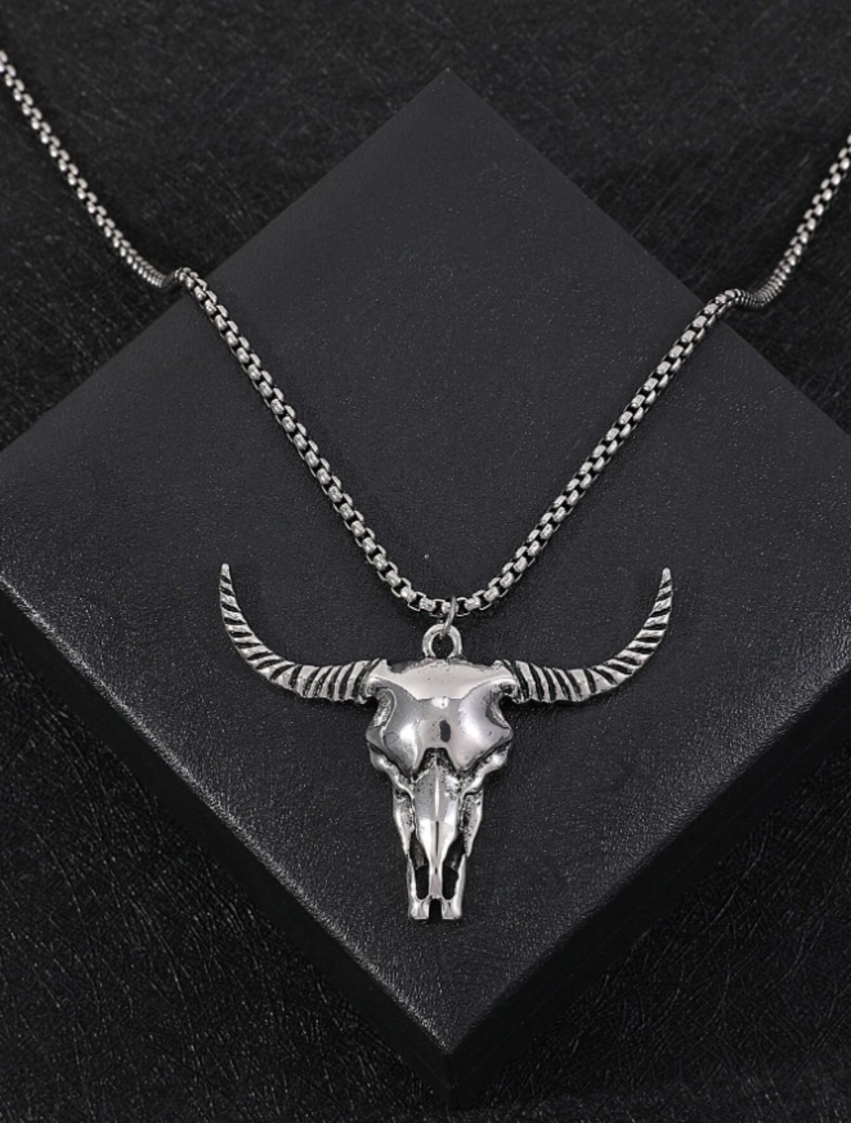 Men Cattle Head Charm Necklace