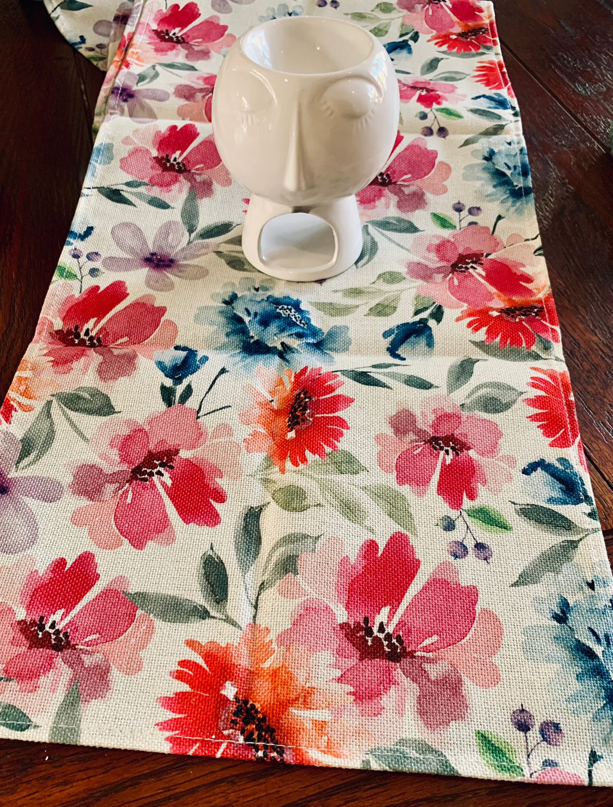 DIfferent Shades of Pinks and Blues Floral Table Runner